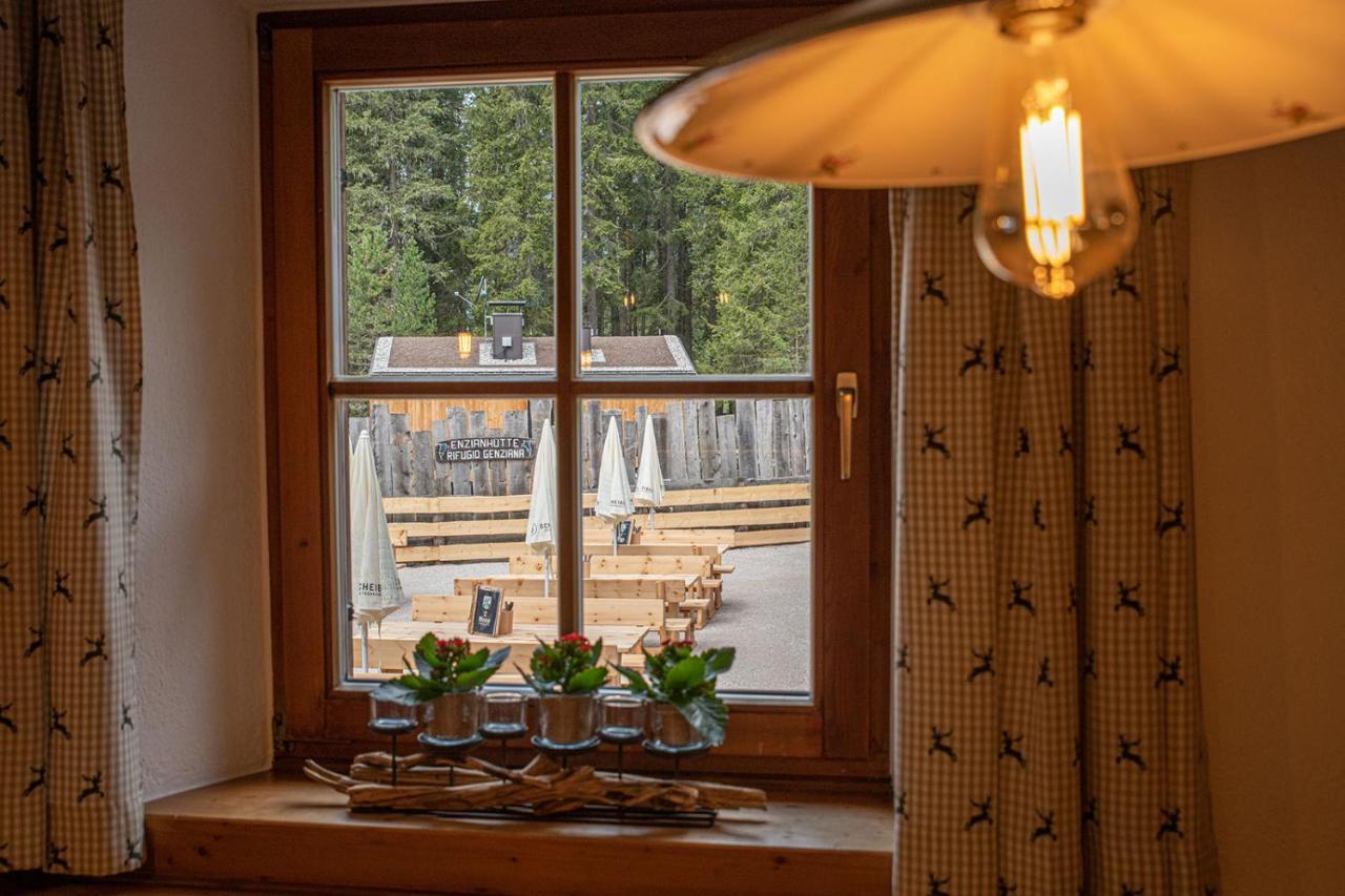 Enzianhuette Villa San Giuseppe in Anterselva Luaran gambar